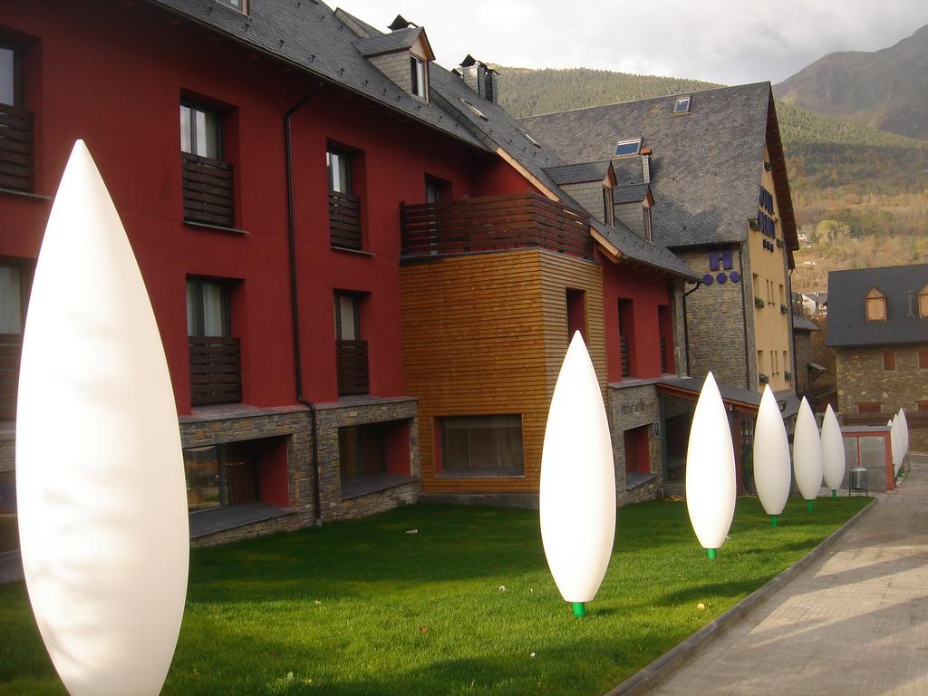 Nubahotel Vielha Exteriér fotografie