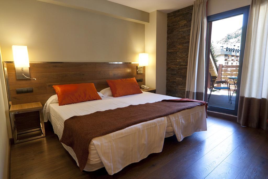 Nubahotel Vielha Pokoj fotografie