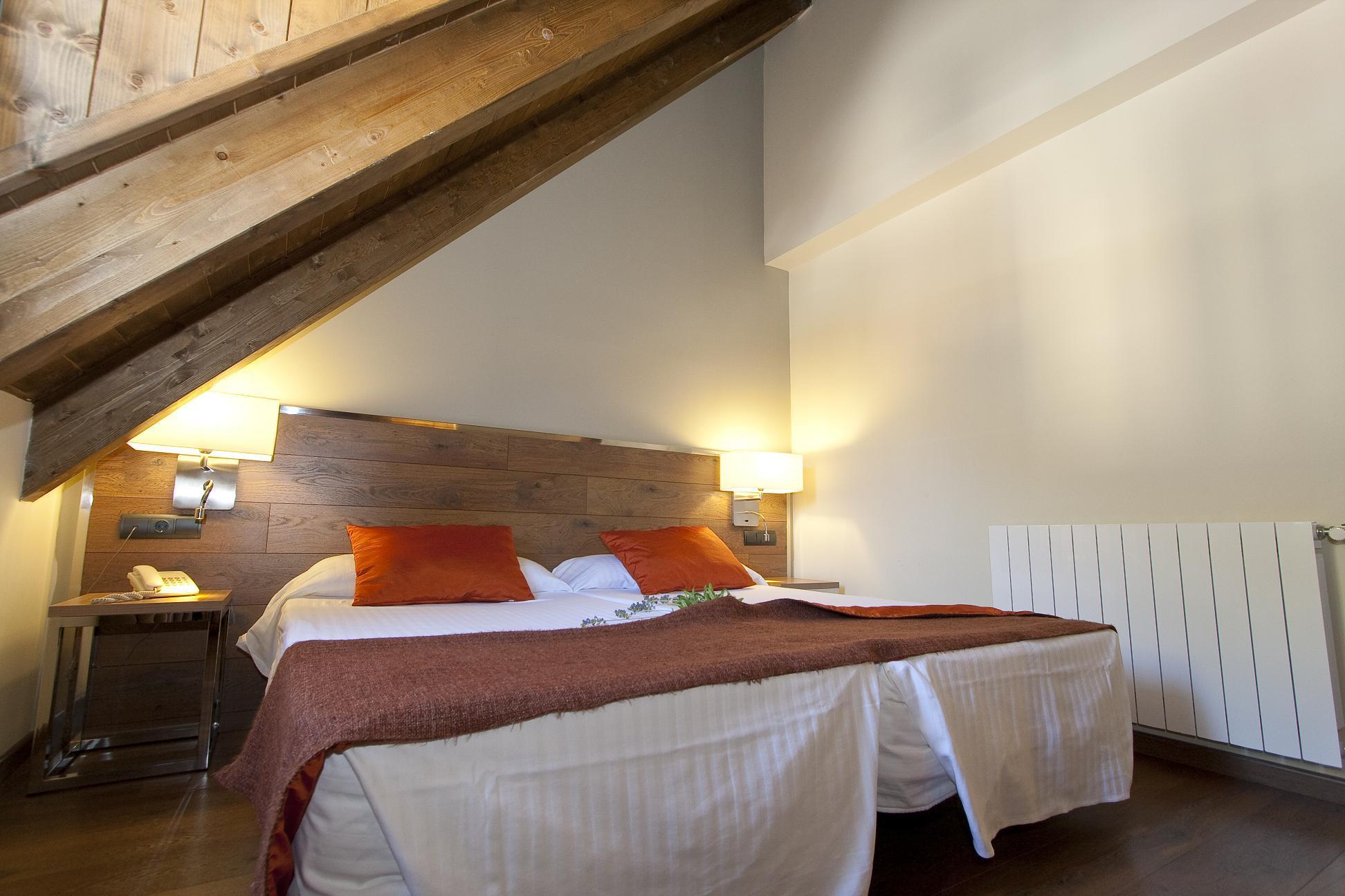 Nubahotel Vielha Exteriér fotografie