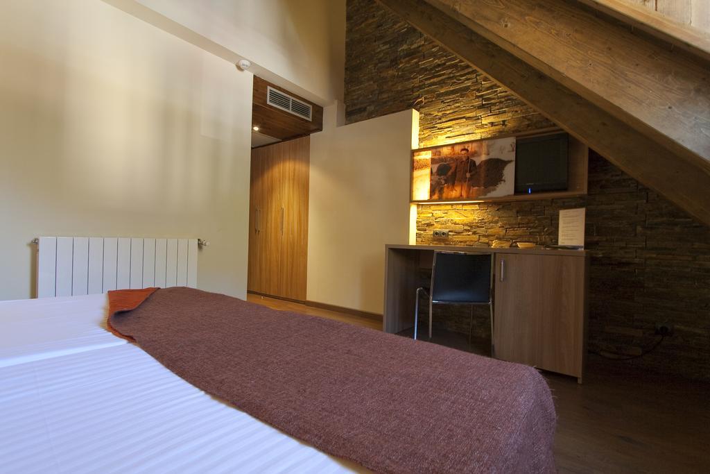 Nubahotel Vielha Exteriér fotografie